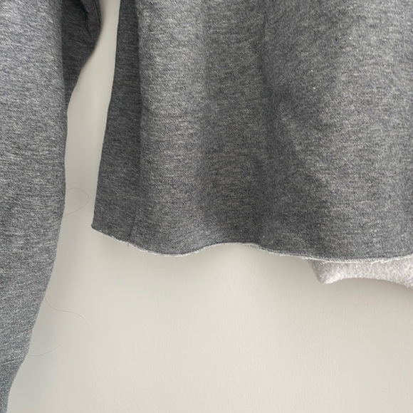 PGD Cropped Crewneck - Picture 5 of 5